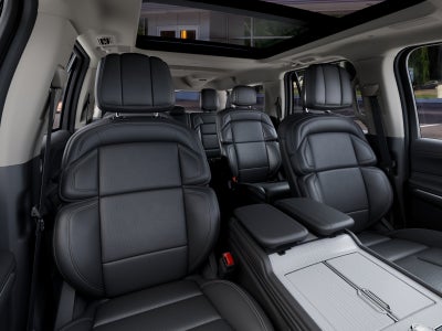 2027 Lincoln Navigator L Reserve