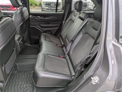 2022 Jeep Grand Cherokee Altitude