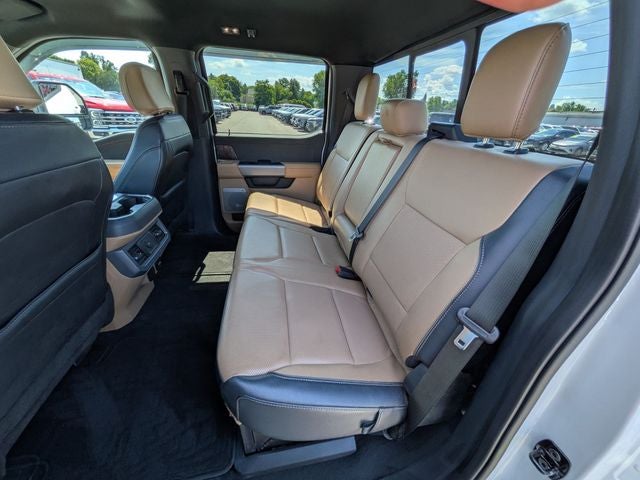 2024 Ford F-550SD Lariat DRW