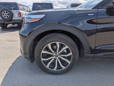 2023 Ford Explorer ST-Line