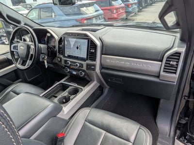 2022 Ford F-350SD Lariat
