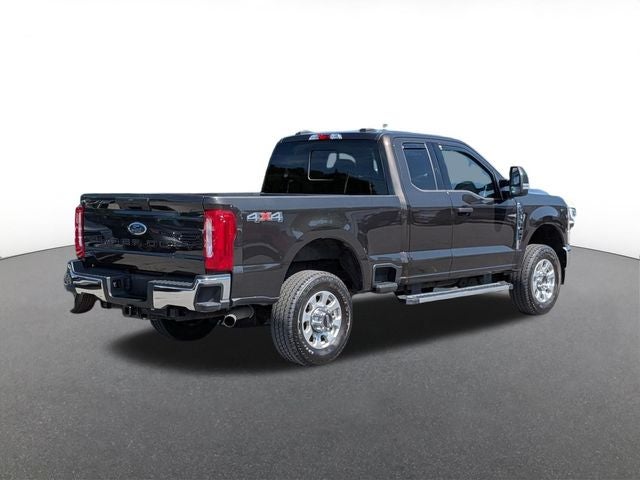 2024 Ford F-350SD XLT 7.3V8 Gas