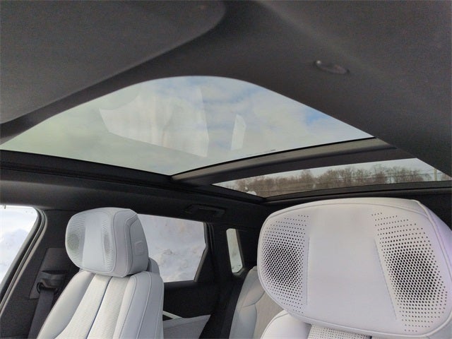 2025 Cadillac LYRIQ Luxury