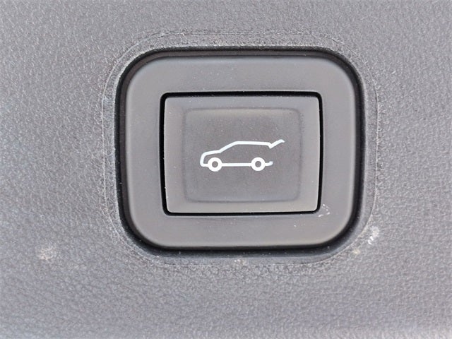 2025 Cadillac LYRIQ Luxury