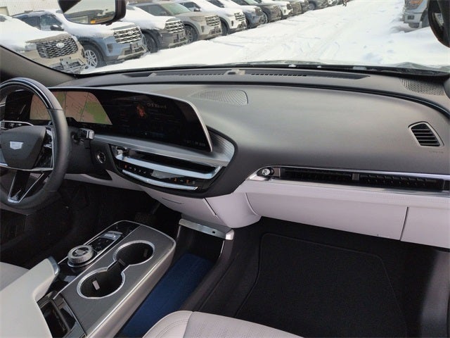 2025 Cadillac LYRIQ Luxury