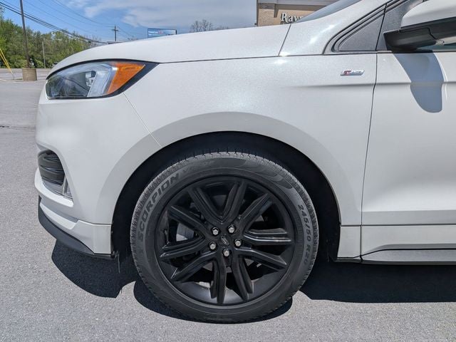 2022 Ford Edge ST Line