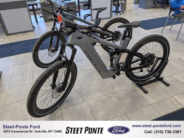 2000 Ford Mustang Base