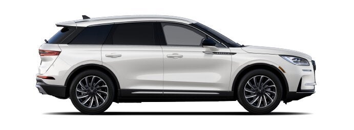 The passenger side of a Lincoln Corsair® SUV is shown in the Ceramic Pearl extra-cost exterior paint option. | Steet-Ponte Lincoln in Yorkville NY