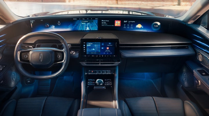 A large panoramic display is shown on the dashboard of a 2025 Lincoln Nautilus® SUV | Steet-Ponte Lincoln in Yorkville NY