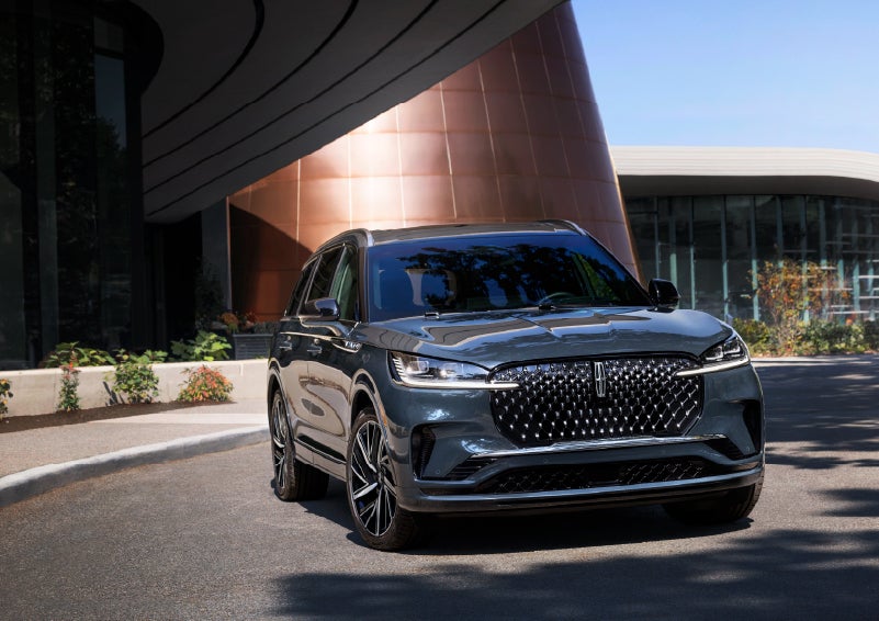 A 2026 Lincoln Black Label™ Aviator® SUV is shown with the available Special Edition Package. | Steet-Ponte Lincoln in Yorkville NY