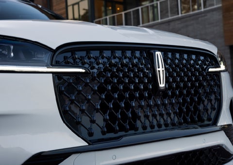 The front grille of a 2026 Lincoln Aviator® SUV is shown. | Steet-Ponte Lincoln in Yorkville NY