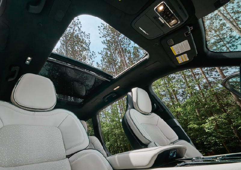 The front seats of a 2027 Lincoln Aviator® Black Label™ SUV | Steet-Ponte Lincoln in Yorkville NY